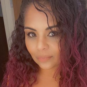 Meet your Posher, Monique